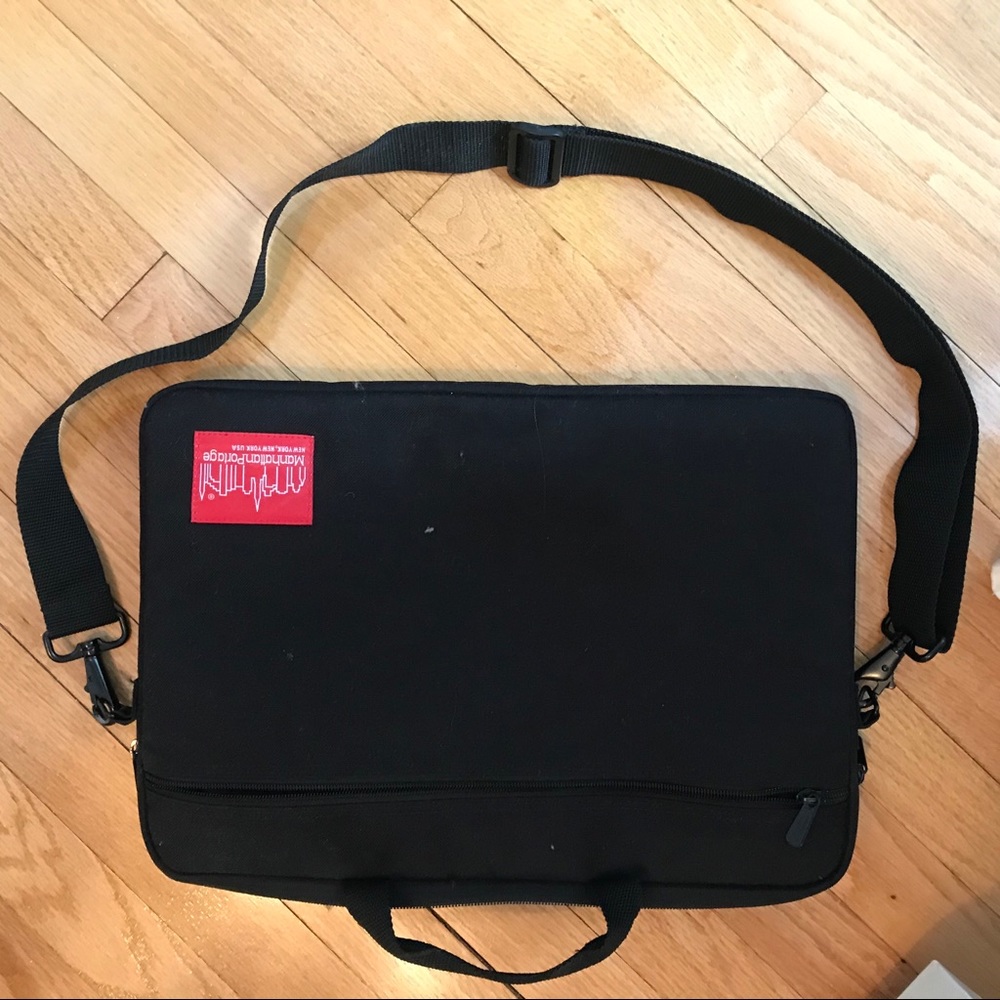 Black laptop bag Manhattan portage